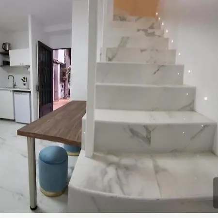 Loft Flower Colosseum