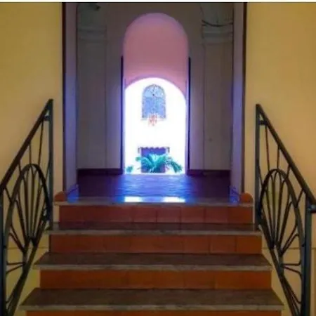 Loft Flower Colosseum